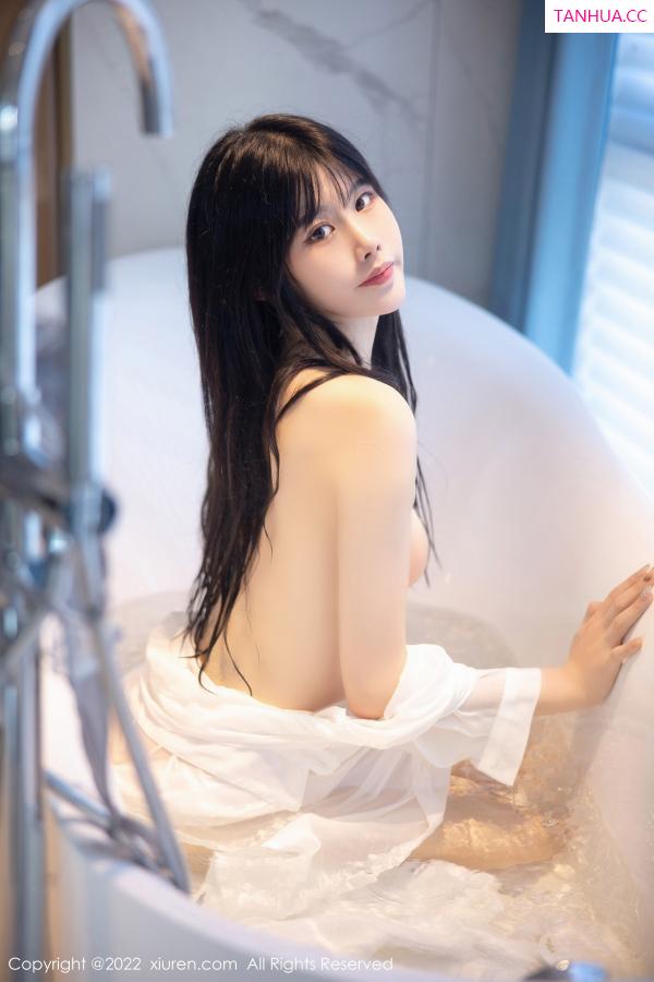 77qiqi  [XiuRen]高清写真图 2022.11.25 No.5909 77qiqi 浴缸美腿第63张图片